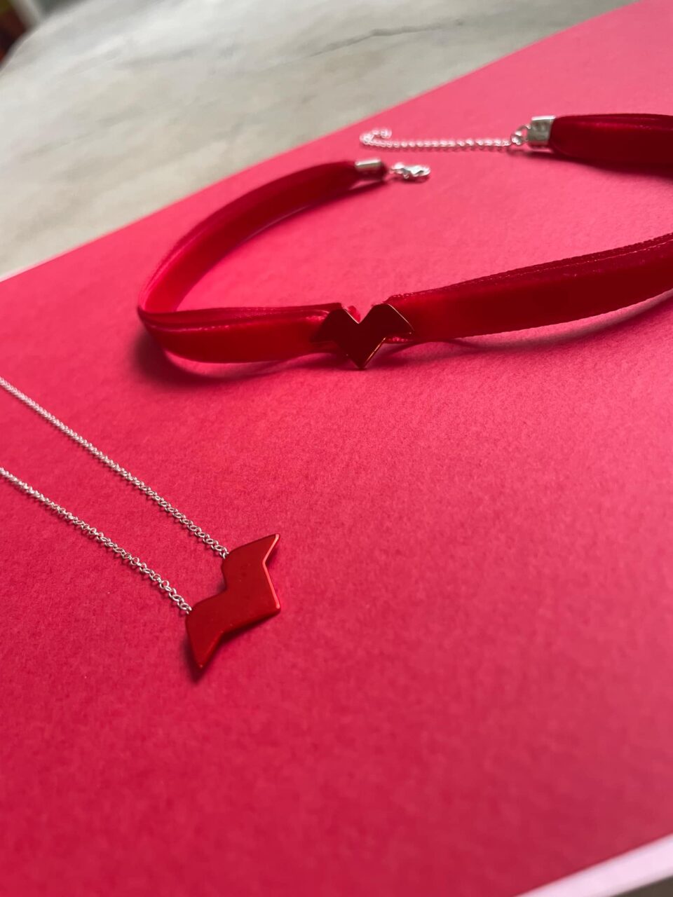 N0009RED-KLM